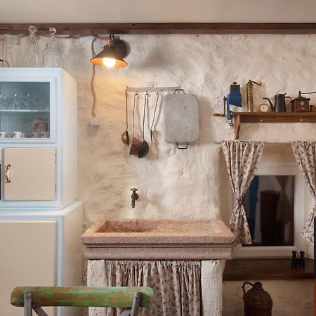 Mondinica Heritage House - Heated Pool Dobrinj Екстериор снимка